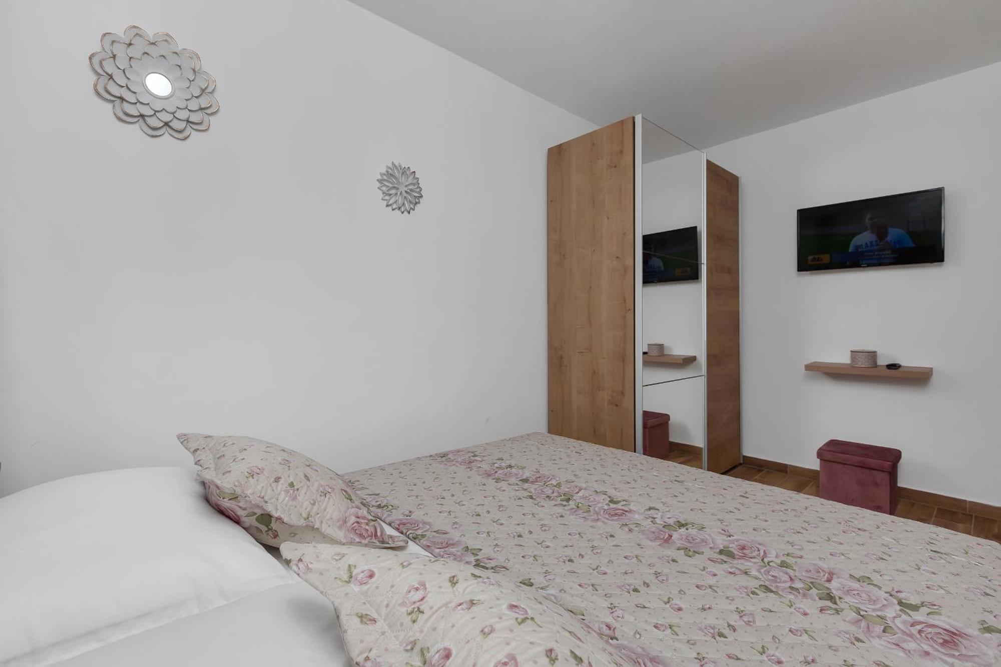 Holiday Home Danica Ozici Εξωτερικό φωτογραφία